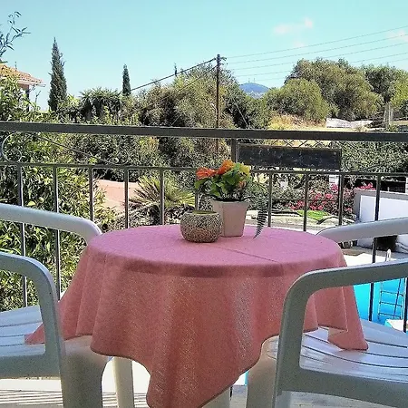 Aragorn Paradise Garden 3* מוראיטיקה